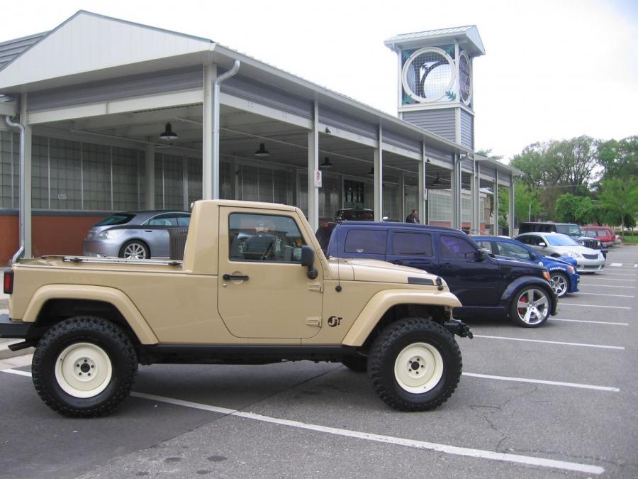  Jeep Wrangler JT Concept 2007 года  (фото 30 из 54)